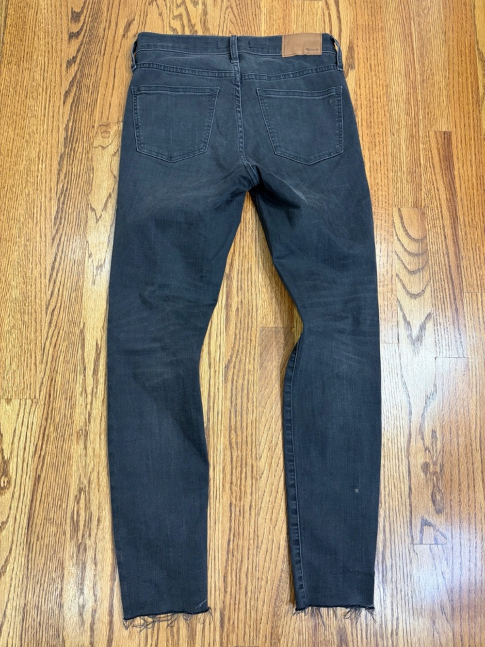 Madewell 9" High-Rise Black Sea Skinny Jeans with Distressed Knees Raw Hem sz 27 - Picture 5 of 13